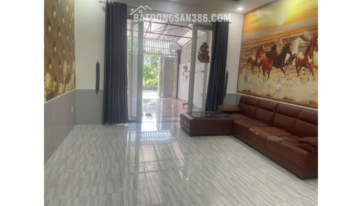 Nhà View sông SHR 3 tầng HXH né 72m2, Vuông – Thạnh Xuân 43 Quận 12 SS